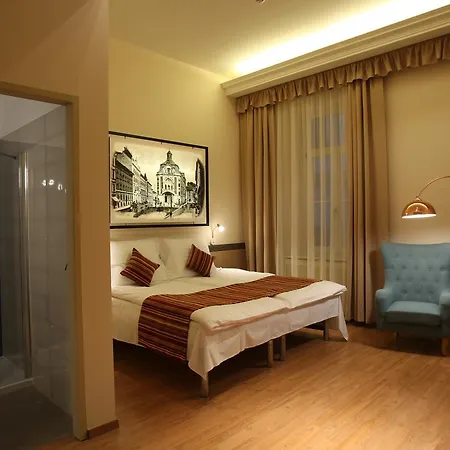 Lion Premium Hotel Budapest Exterior photo