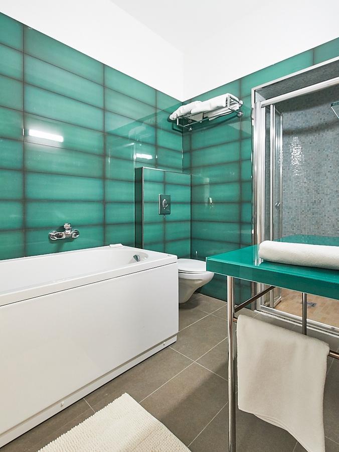 Lion Prémium 4*