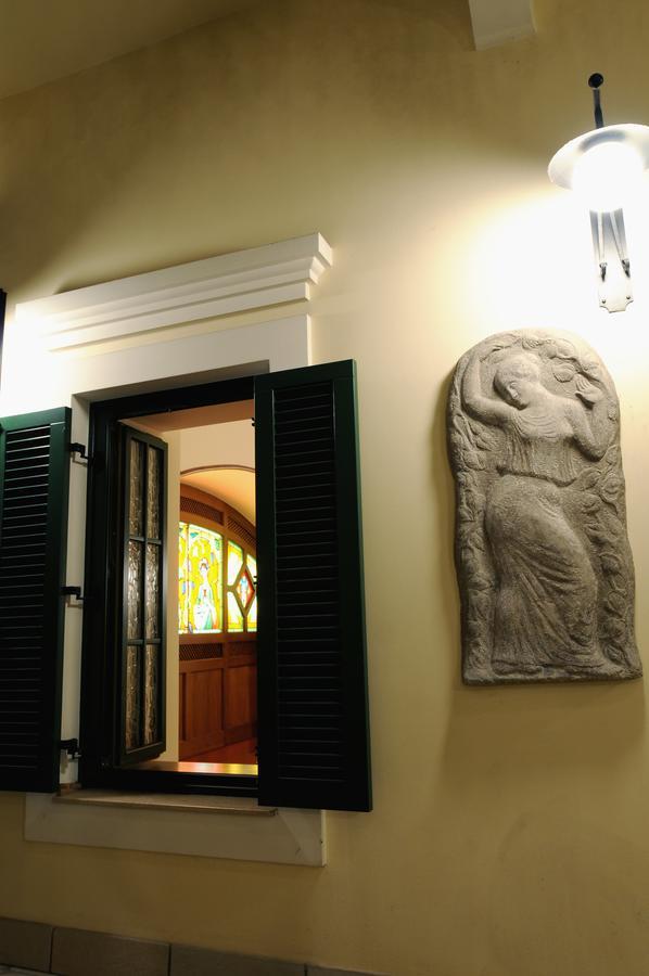 Lion Prémium Hotel